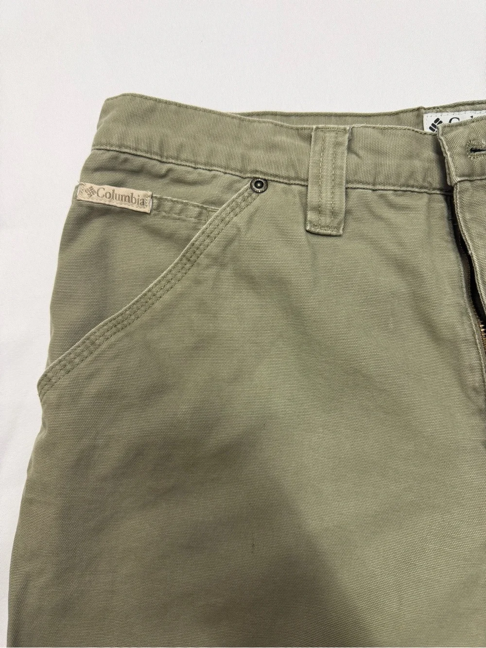 Columbia Men's Olive Utility Cargo Shorts